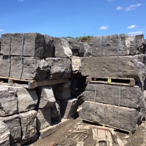 Guillotine Armour Stone Skidded 13"-20"